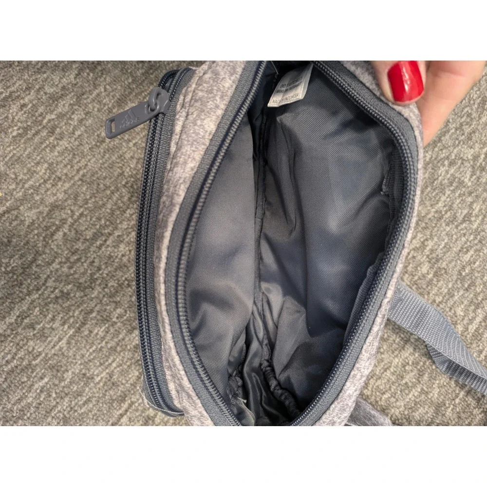 Adidas Heather‎ Gray Fanny Pack Waist Bag Gold Logo 9x7